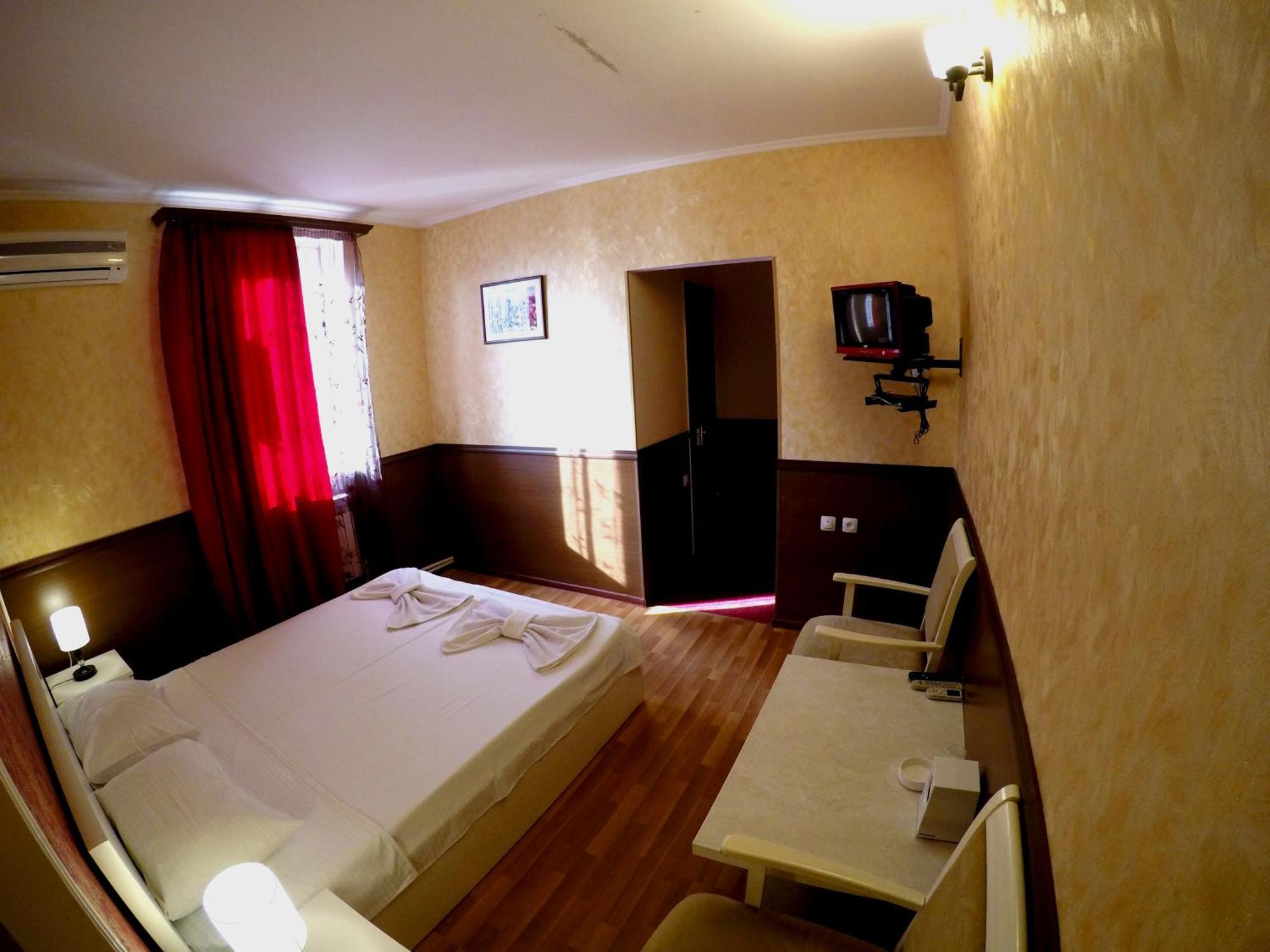 Vayk Hotel 部屋 写真