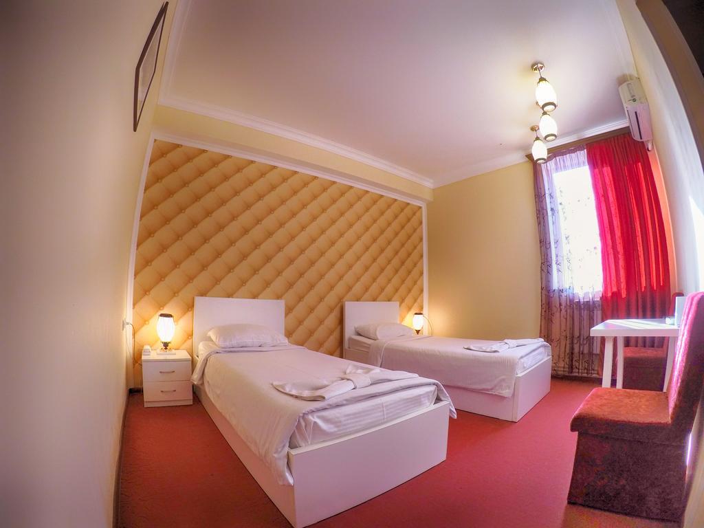 Vayk Hotel エクステリア 写真