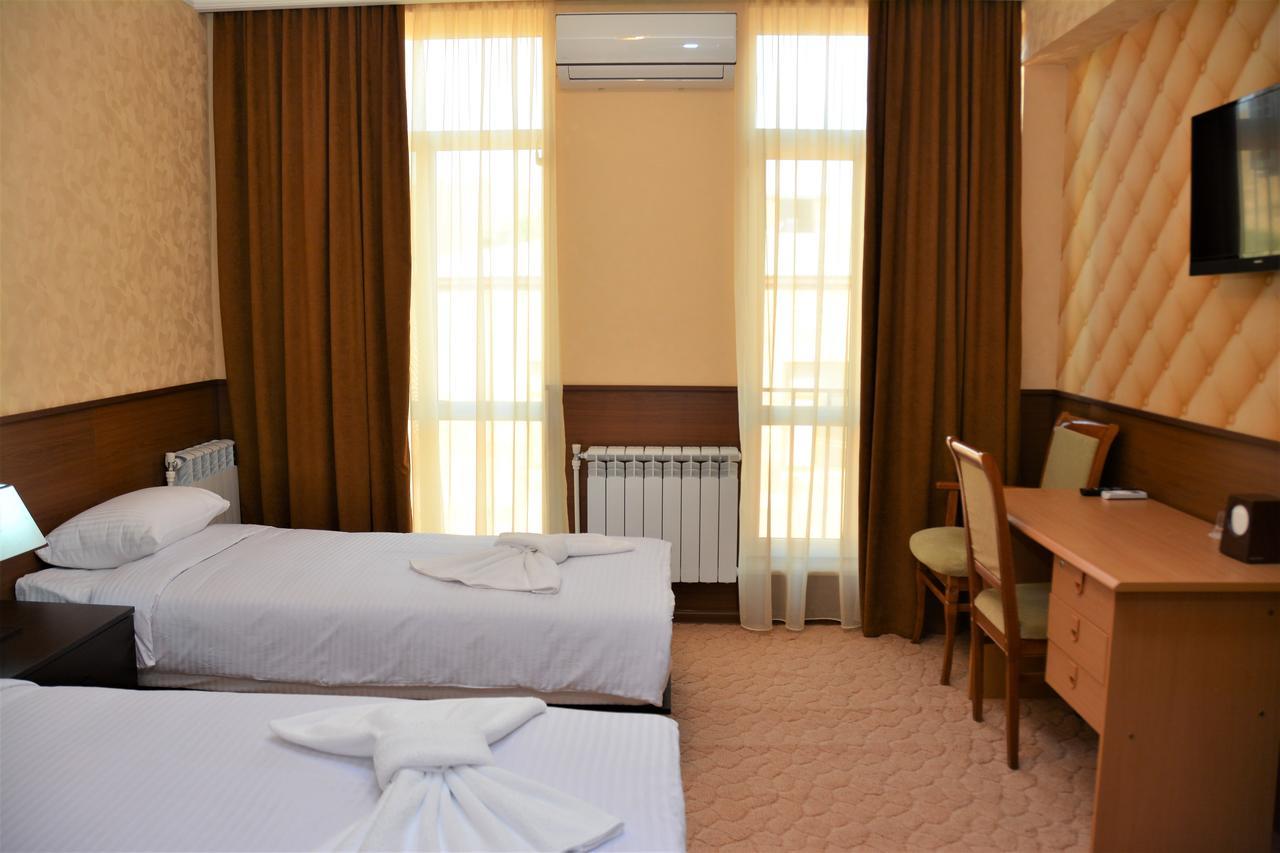 Vayk Hotel エクステリア 写真
