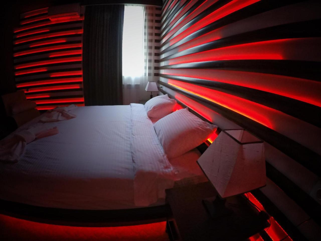 Vayk Hotel エクステリア 写真