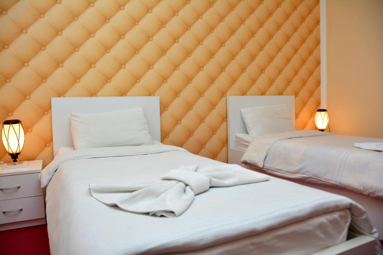 Vayk Hotel エクステリア 写真