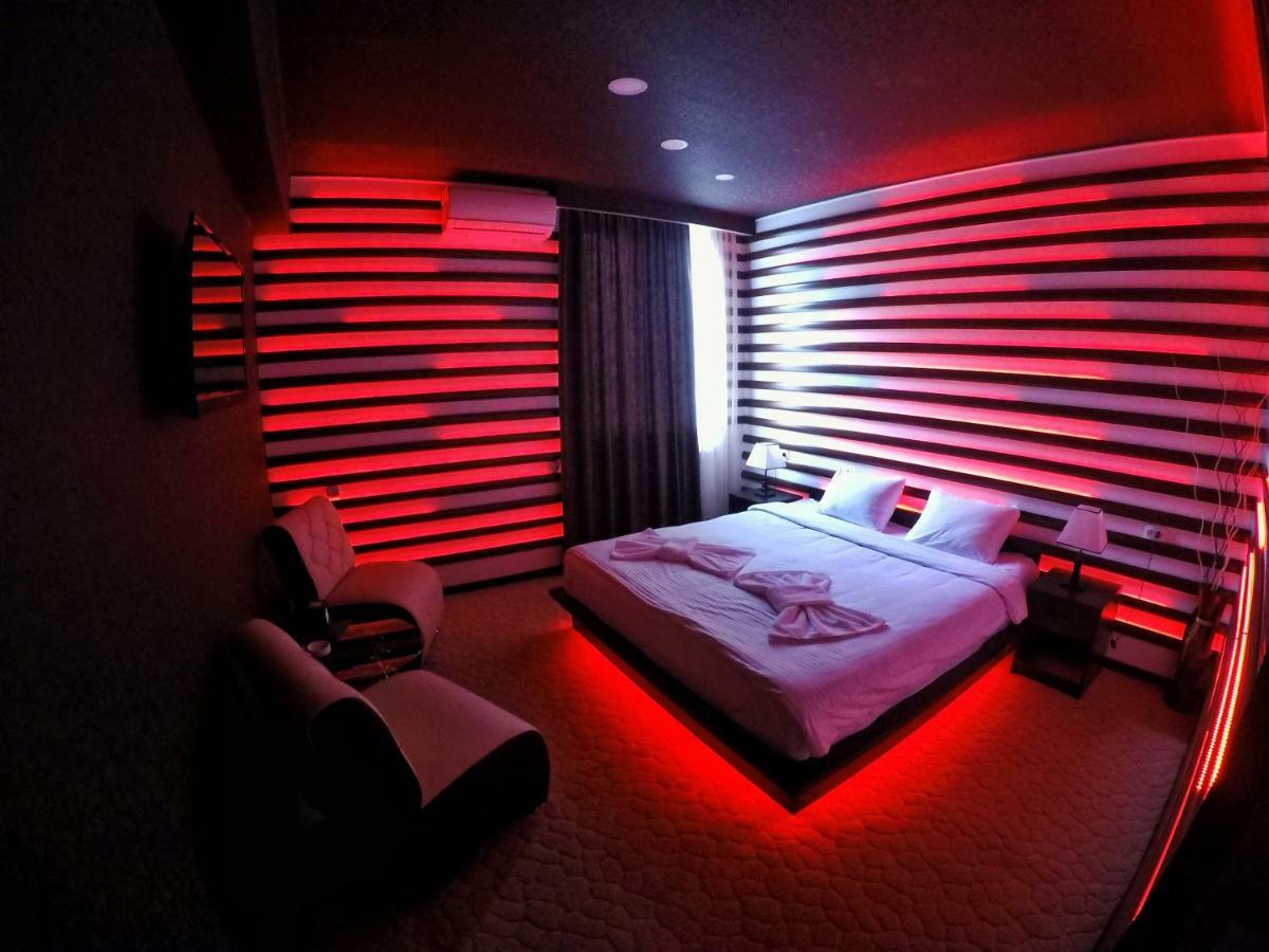 Vayk Hotel エクステリア 写真