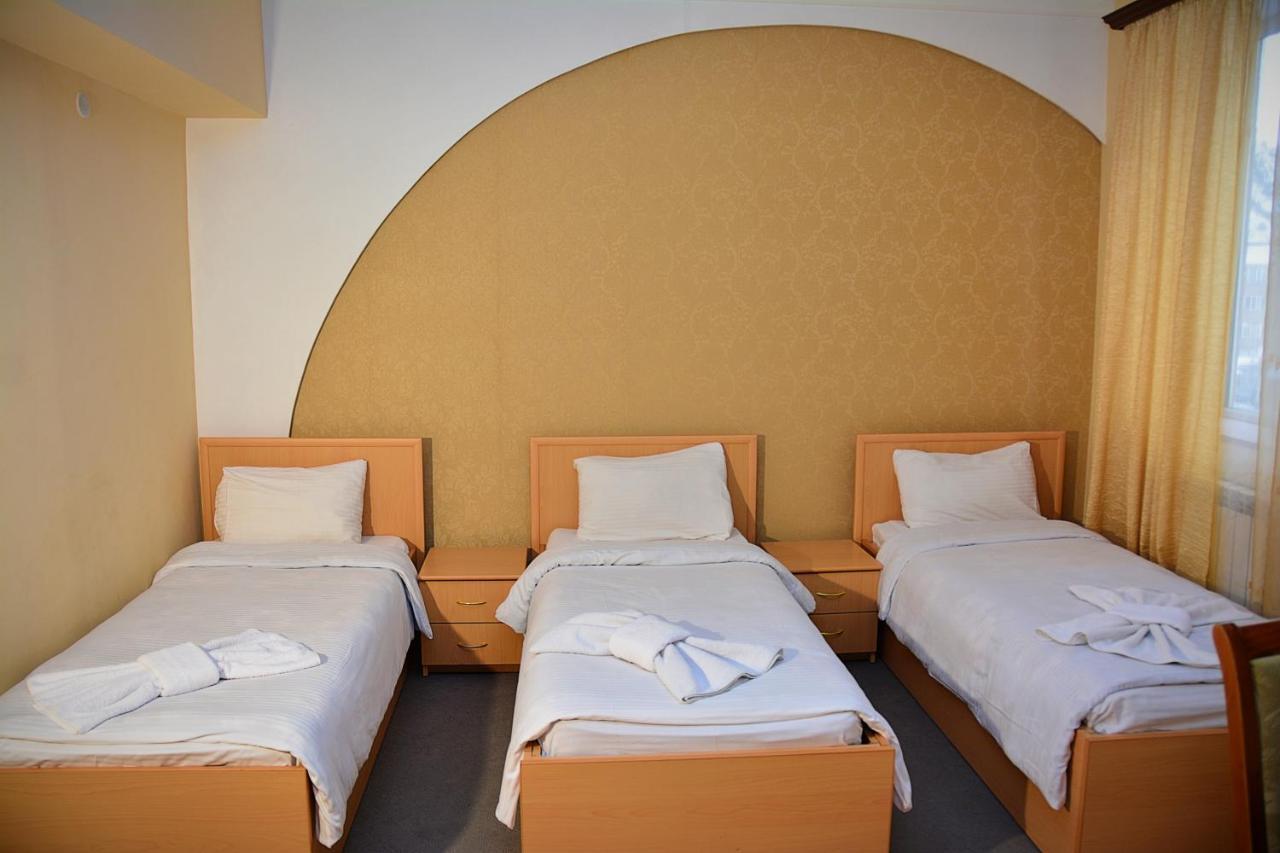 Vayk Hotel エクステリア 写真