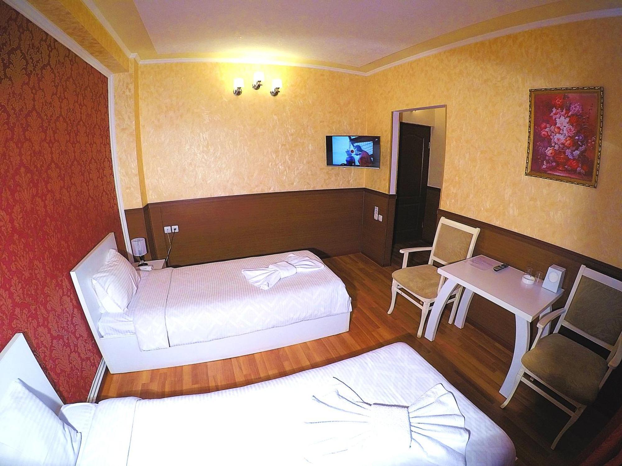 Vayk Hotel エクステリア 写真